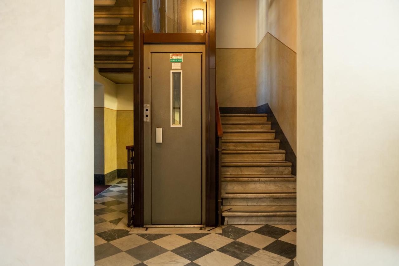 5 Min Duomo Luxury Home In Brera Design District Milan Exterior photo